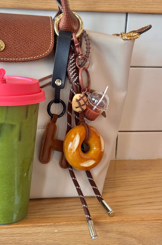 <h2>🌈 <strong>Must-Have Charms</strong></h2>