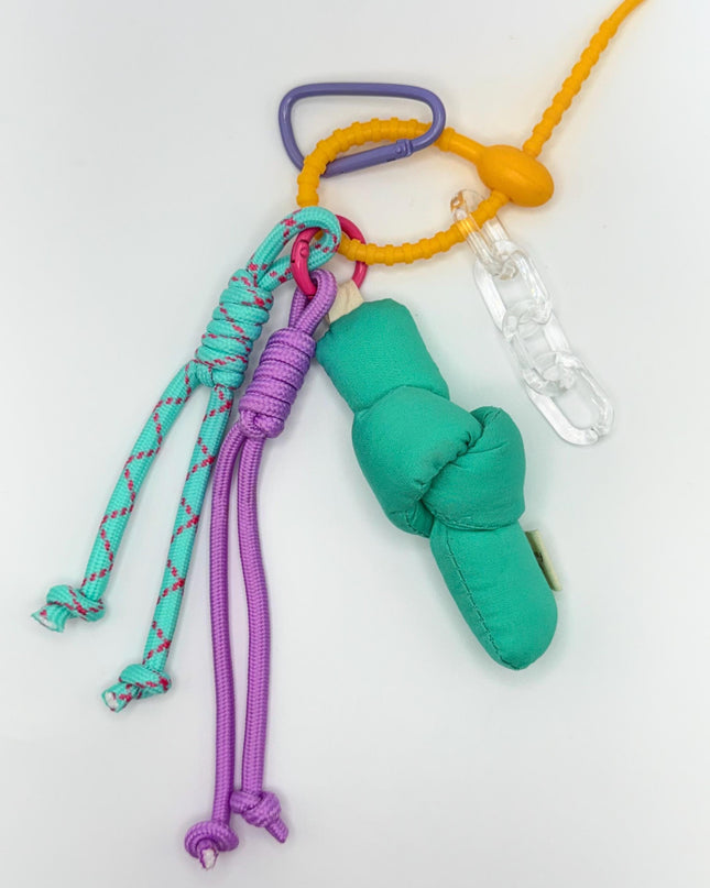 Colorful Plush & Paracord Bag Charm – Fun Soft Toy Keychain – Y2K Style Statement Accessory for Bags or Backpacks