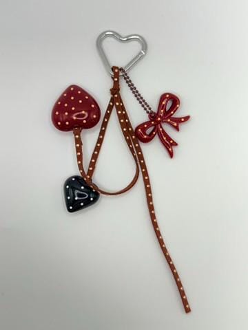 Heart & Bow Bag Charm – Polka Dot Keychain with Red and Black Hearts, Girly Purse Accessory