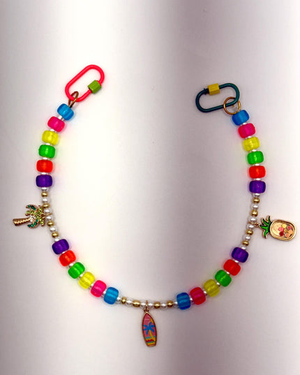 Tropical California Vibes – Beaded Bag Charm with Surfboard & Pineapple –  Handmade Purse Accessory -- Cali Vibe on Your Bag !