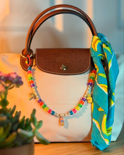 Tropical California Vibes – Beaded Bag Charm with Surfboard & Pineapple –  Handmade Purse Accessory -- Cali Vibe on Your Bag !